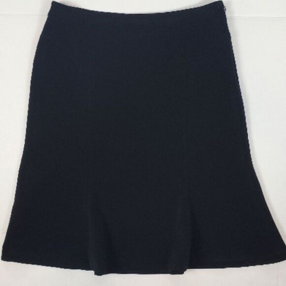 WHITE HOUSE BLACK MARKET Skirt - Picture 1 of 3
